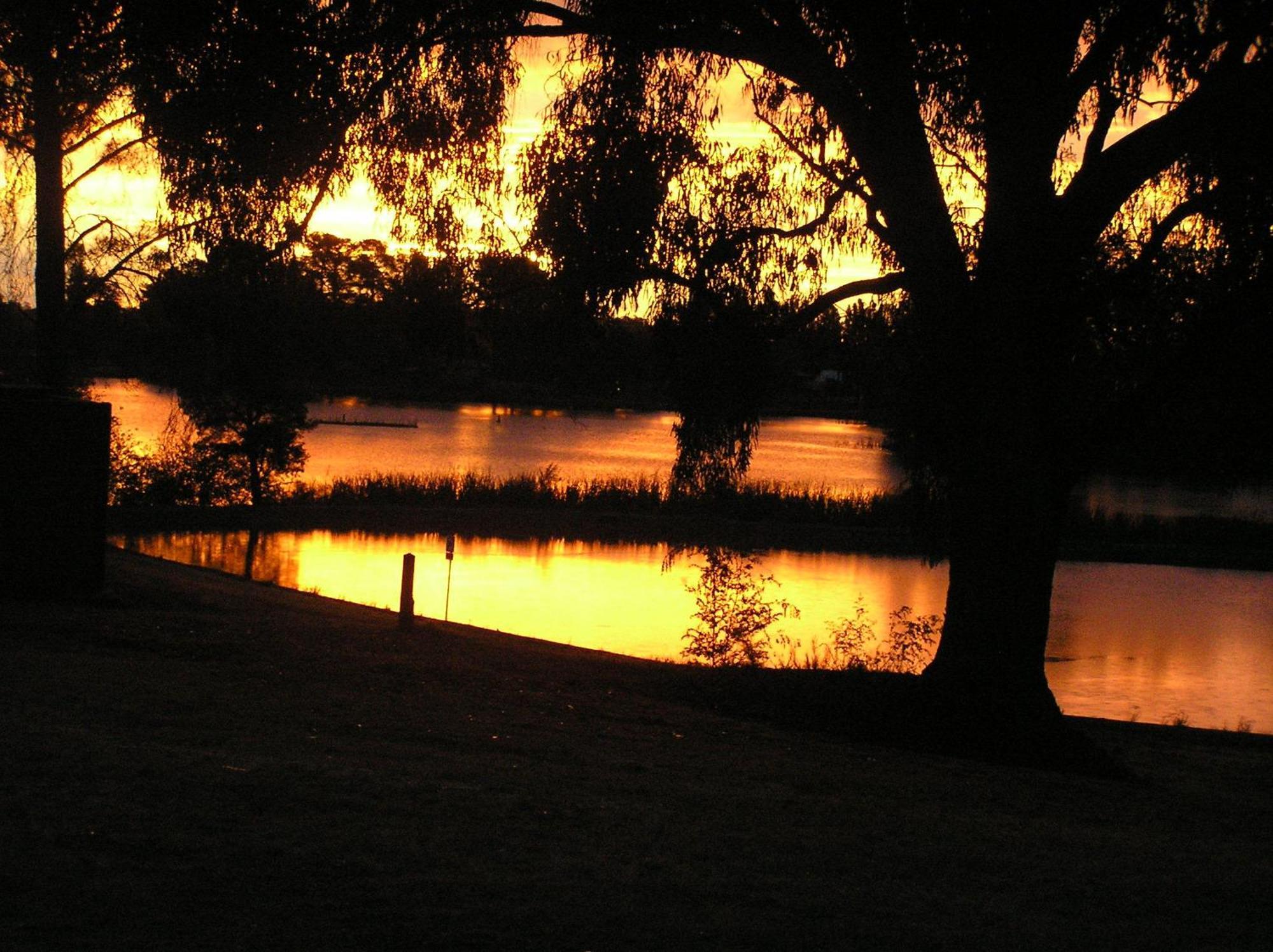 Beechworth Lake Sambell Caravan Park Eksteriør bilde